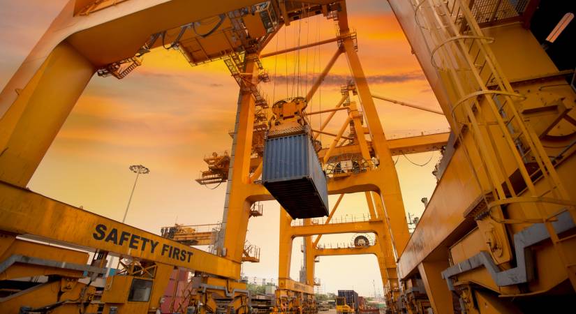 Curso de Arrumazón, estiba y trincaje de mercancías y unidades de transporte