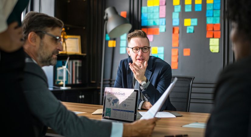 CURSO ESPECIALIZADO ONLINE EN PRODUCT MANAGER