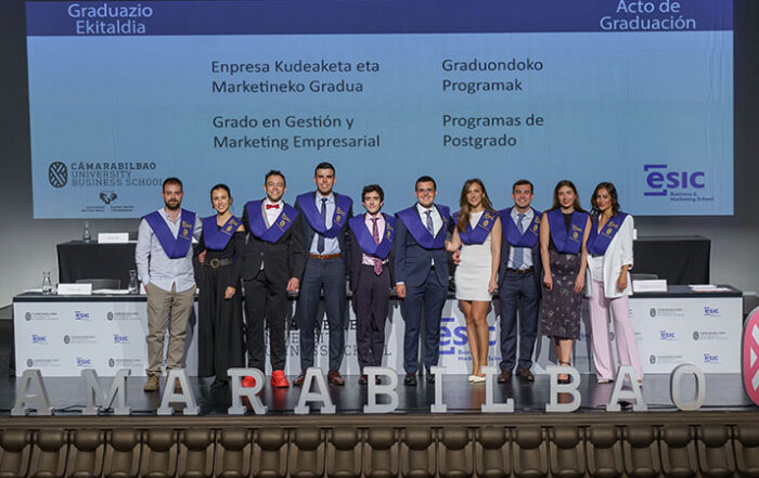 Galería de imágenes: Graduación del alumnado de Postgrado de Cámarabilbao 2024